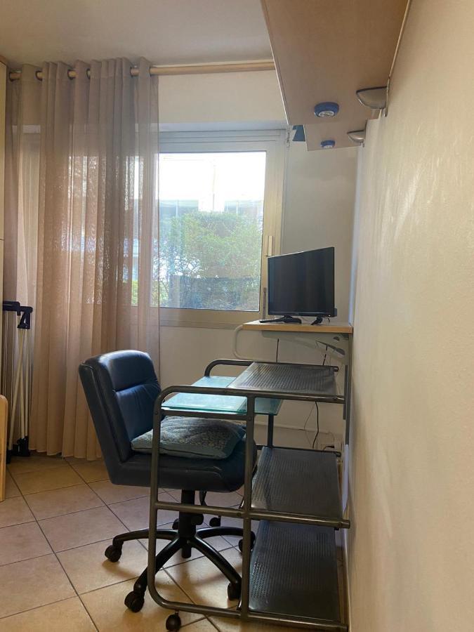 Residence Le Mediterranee Ментона Екстериор снимка